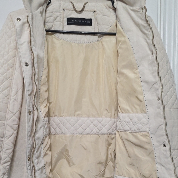 Elegant Cream Quilted Women's Jacket - Picture 14 of 14
